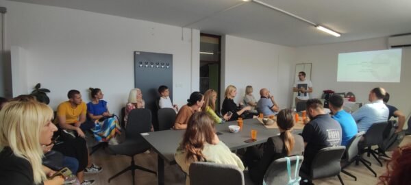 STUDIJSKI POSJET PREDSTAVNIKA ORGANIZACIJA CIVILNOGA DRUŠTVA I MINISTARSTVA ZA LJUDSKA I MANJINSKA PRAVA I DRUŠTVENI DIJALOG IZ SRBIJE
