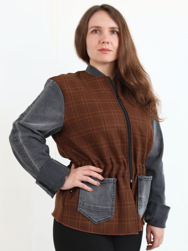Jakna IV